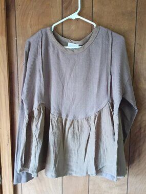 Andrée by Unit Babydoll Top NWT Size M Pullover Poly Cotton Long Sleeve